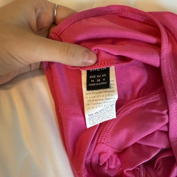 Women's Y2K fashion bright Pink cropped Top: party going out - Picture 3 of 4